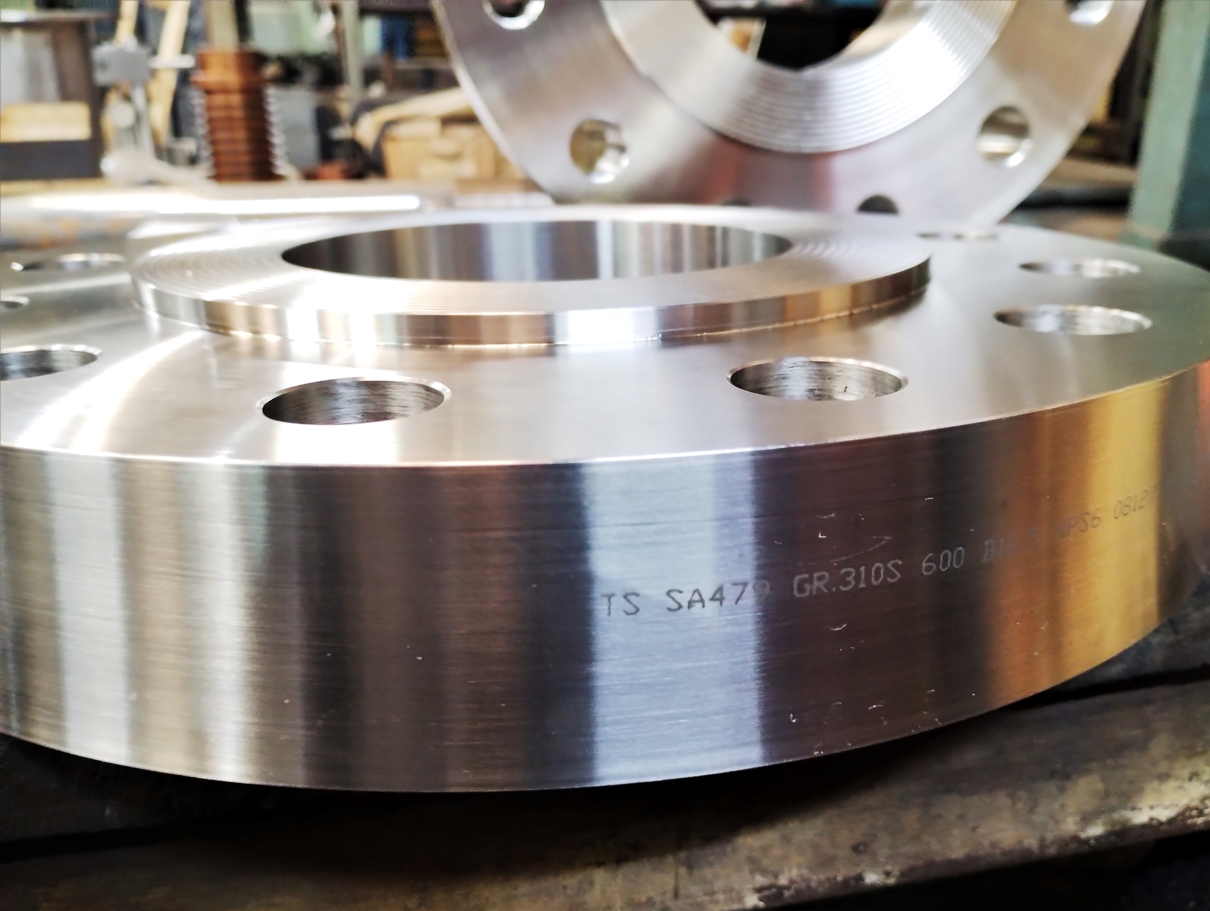 Flange ASME B16.9 NPS6 600# AISI 310S (UNS S31008)